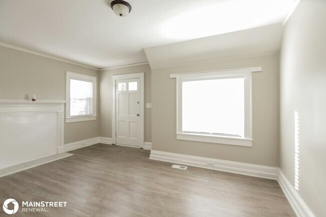 Building Photo - 3706 Avalon Ave