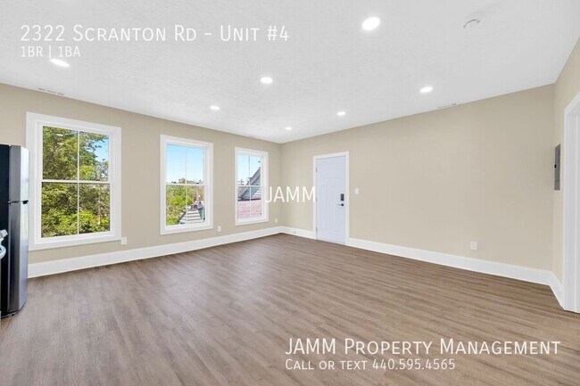 Foto del edificio - 2322 Scranton Rd
