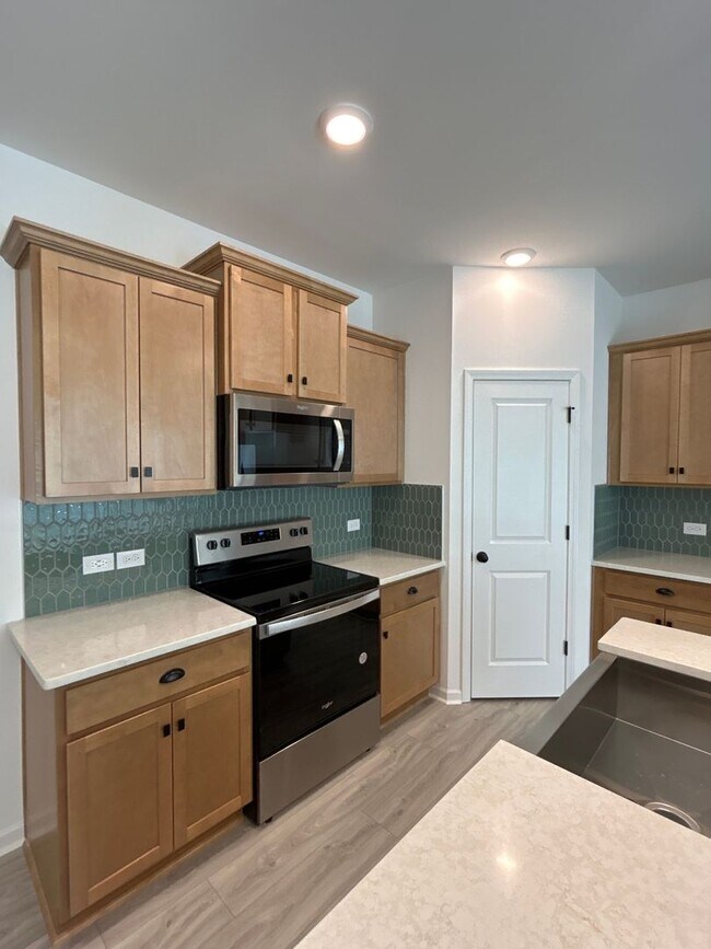 Foto del edificio - T.R. Lawing Realty Property