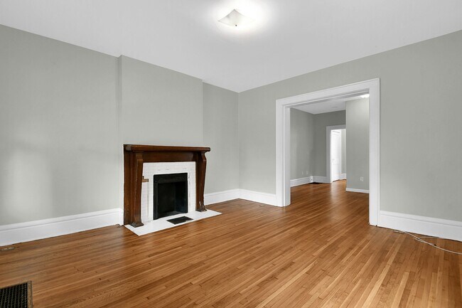 Building Photo - 97 E Frambes Ave