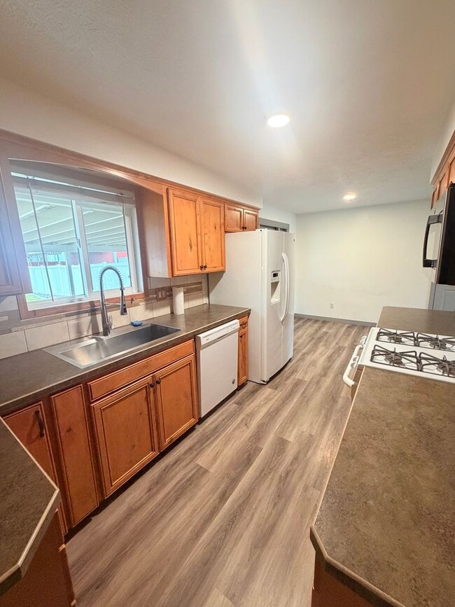 Foto del edificio - 11818 E 26th Ave