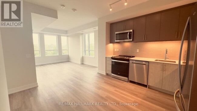 Building Photo - 41 Johnson St