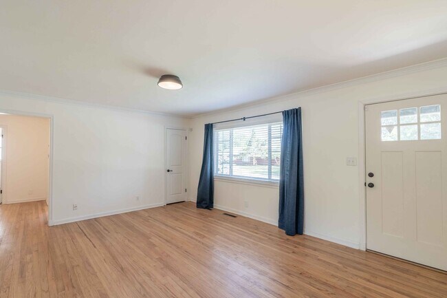 Foto del edificio - 4807 E 26th St