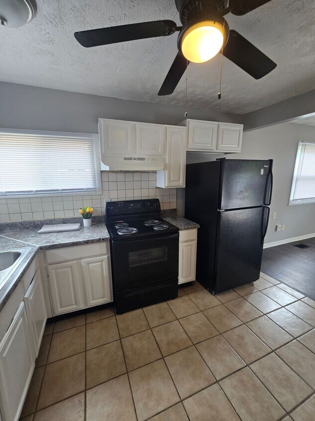 Foto principal - 782-784 DERRER ROAD