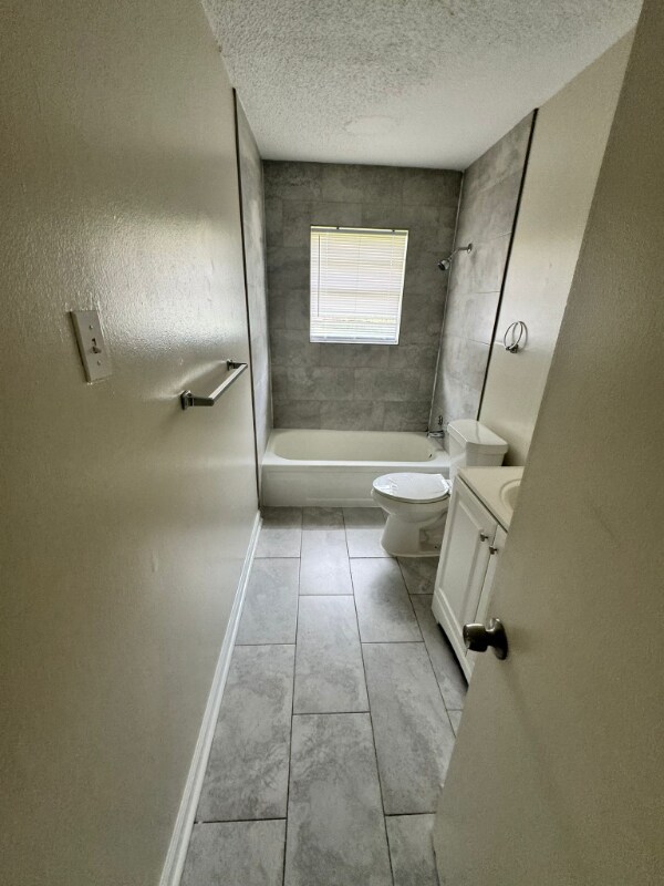 Building Photo - 2482 Chattering Ln