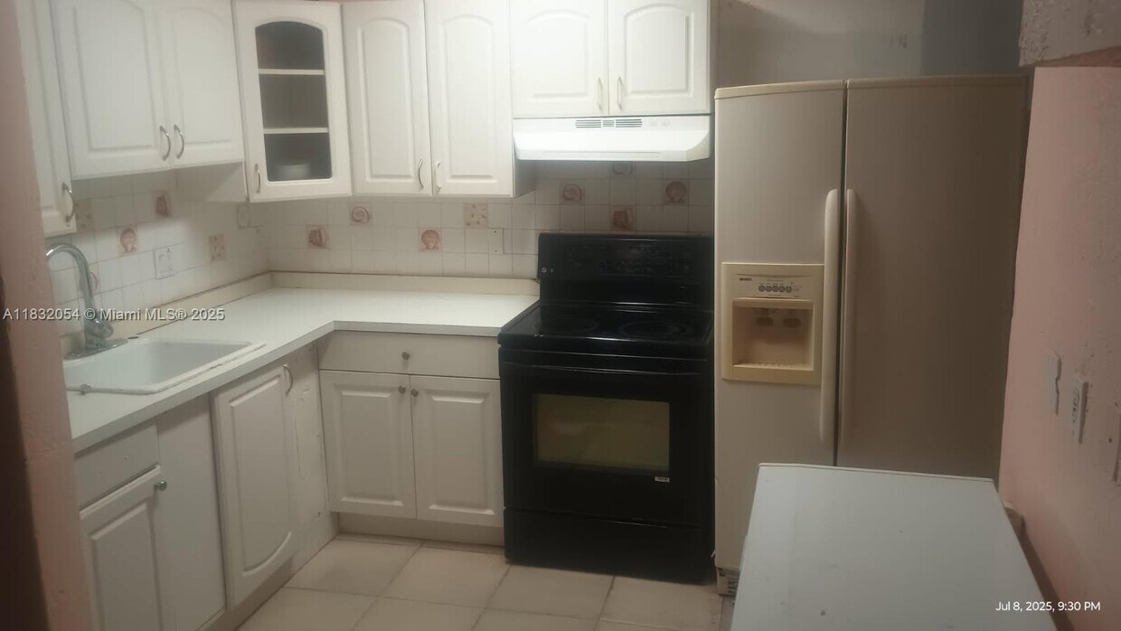 Foto principal - 2300 NW 15th Ct