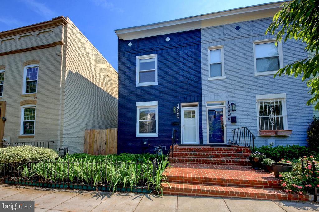 Foto principal - 1235 D St NE