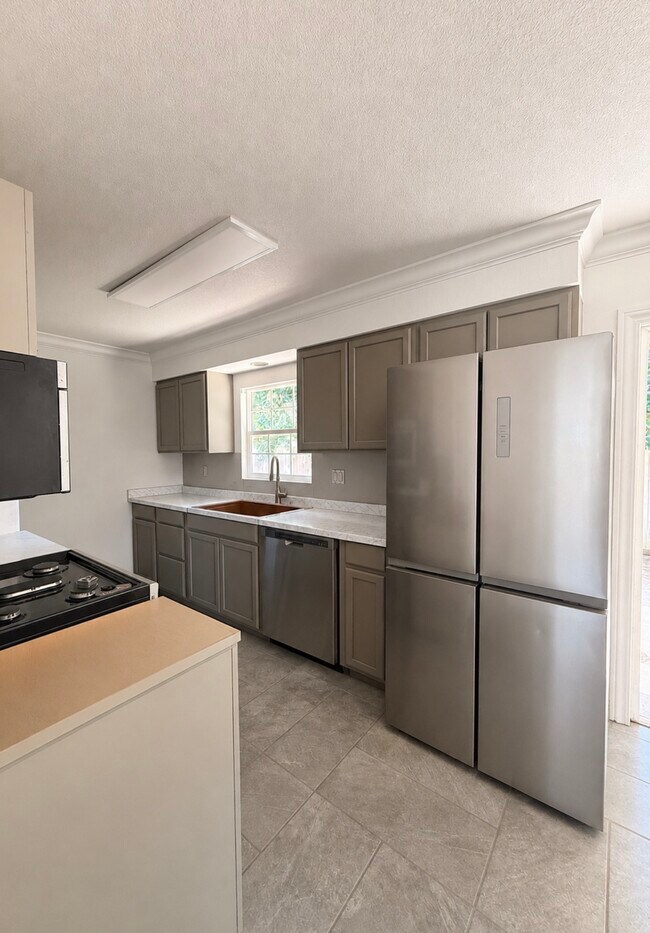 Foto del edificio - 2893 Reservoir Ln
