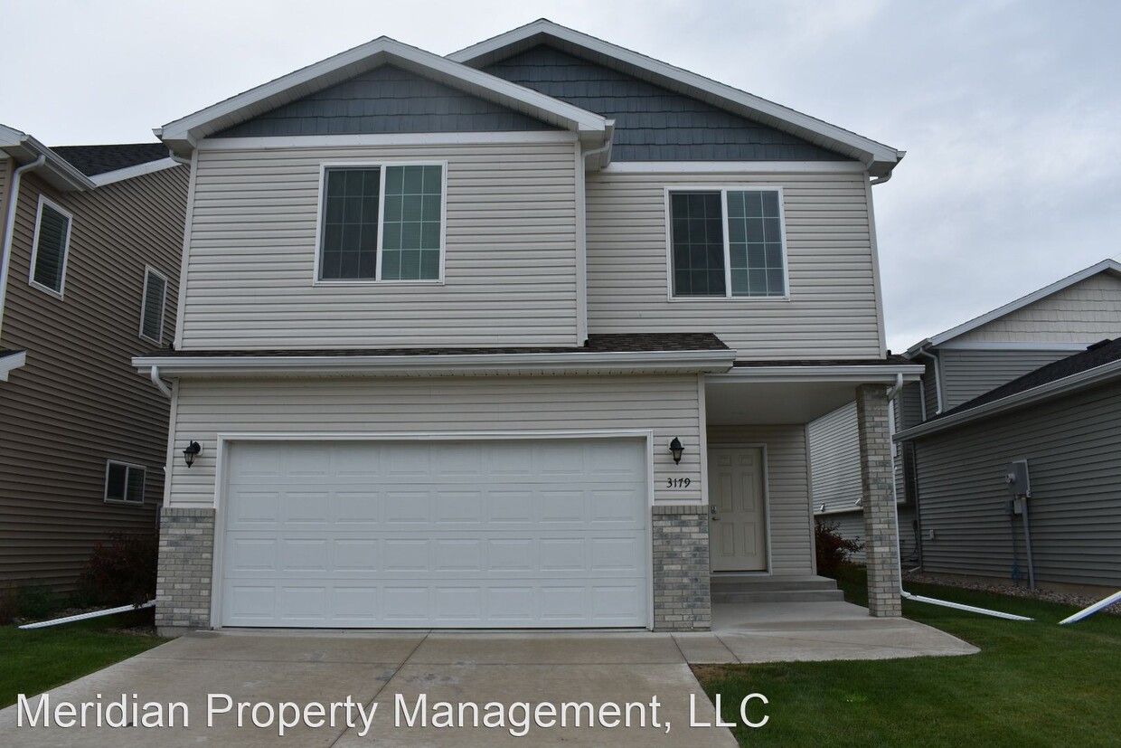 Primary Photo - 3 br, 3 bath House - 3179 6th St E