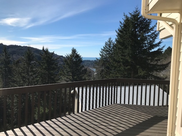 Building Photo - 17265 Mountain Dr