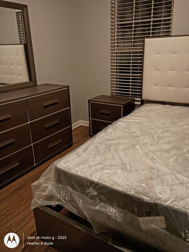 Foto del edificio - 3826 Nadia Ln