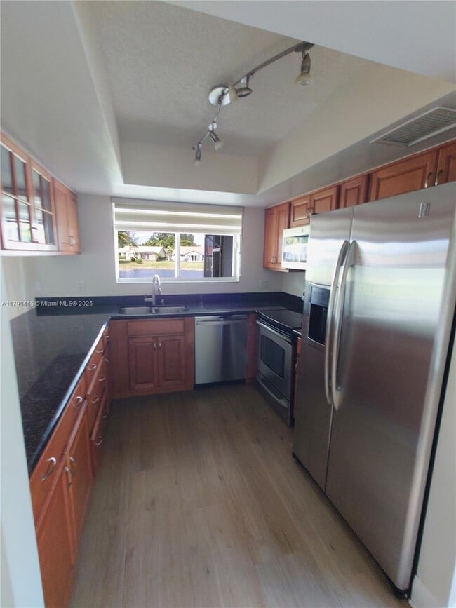 Building Photo - 21367 Chinaberry Dr