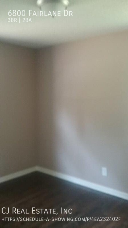 Building Photo - 6800 Fairlane Dr