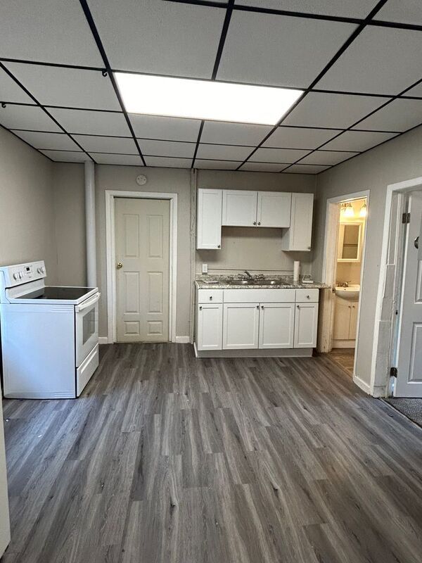 Foto del edificio - 3139 W 86th St