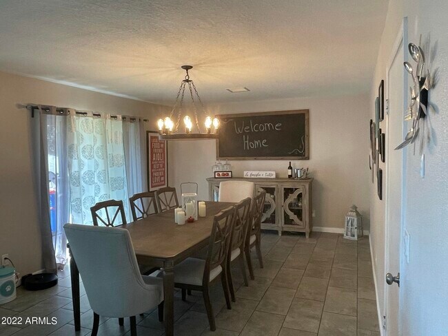 Foto del edificio - 3909 E Shaw Butte Dr