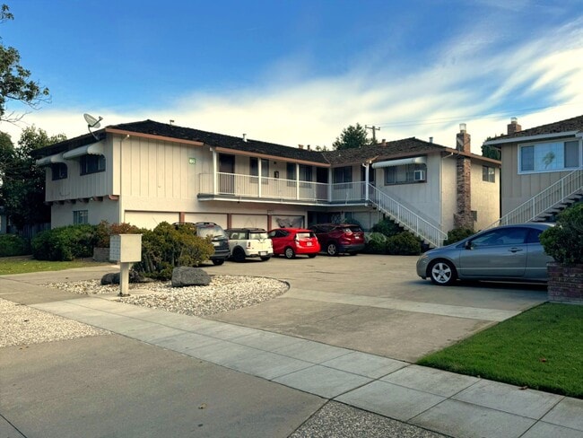 Foto del edificio - 718 Teresi Ct