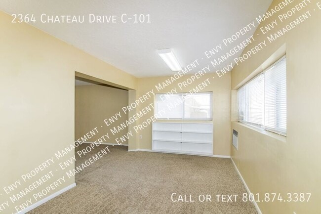 Building Photo - 2364 Chateau Dr