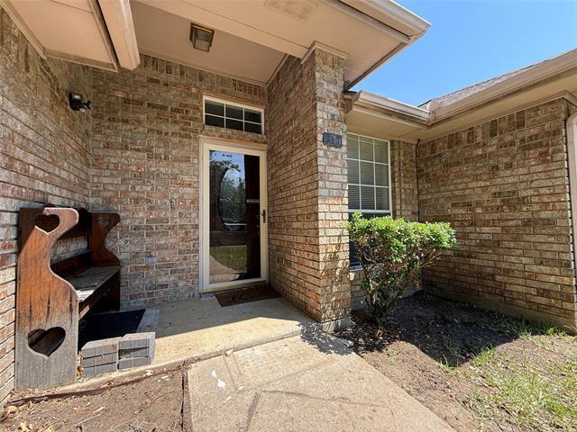 Building Photo - 313 Pear Tree Pl