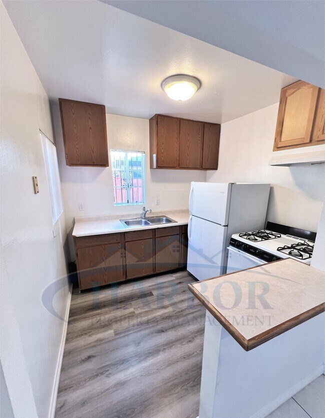Foto del edificio - 627 W Sepulveda St