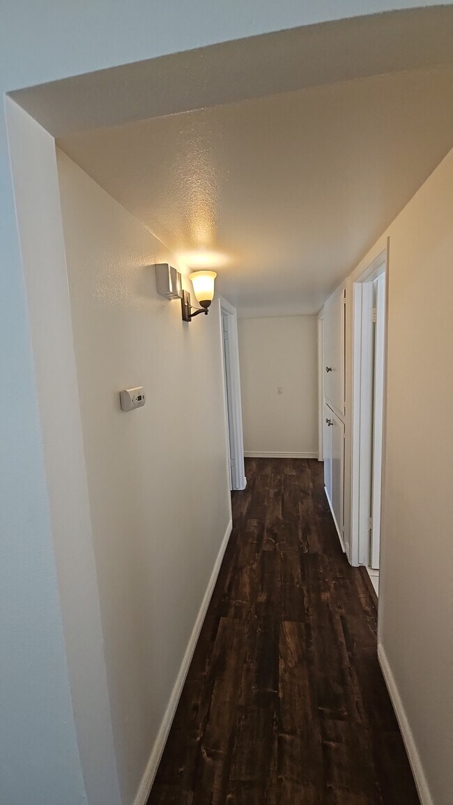 Foto del edificio - 44836 Lorimer Ave