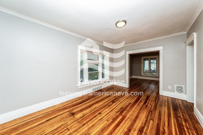 Foto del edificio - 19 Ferndale Crescent