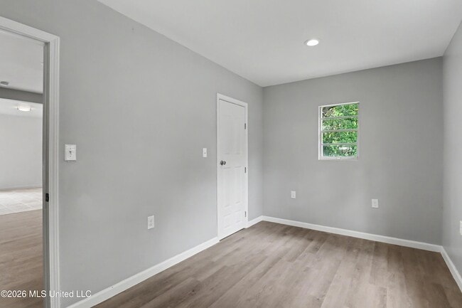 Foto del edificio - 9424 Daisy Vestry Rd