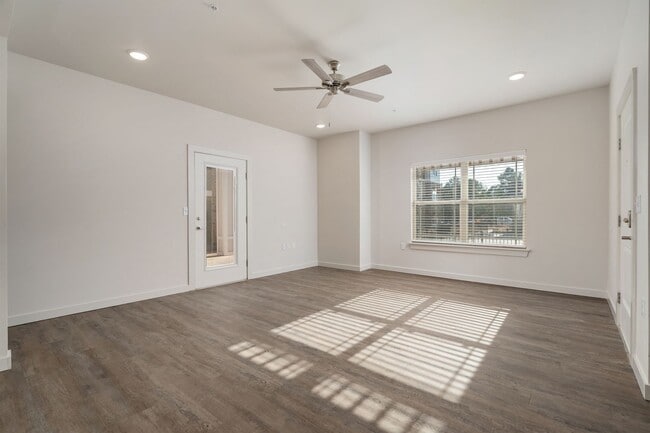 Interior Photo - Prairie at Chaffee Crossing