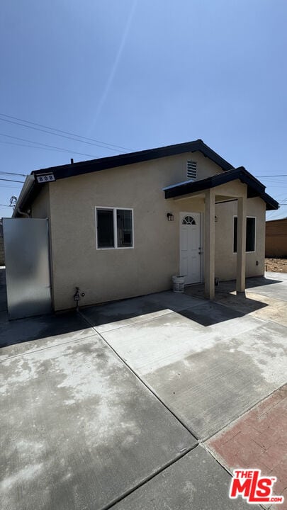 Building Photo - 806 N Grandee Ave