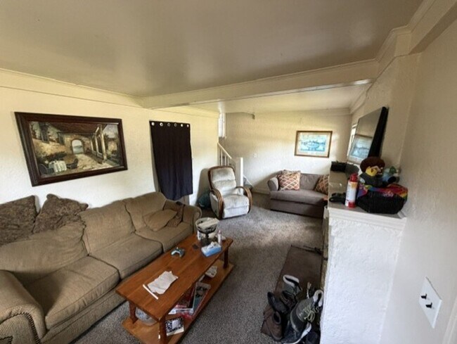 Foto del edificio - 2 Bedroom house with garage