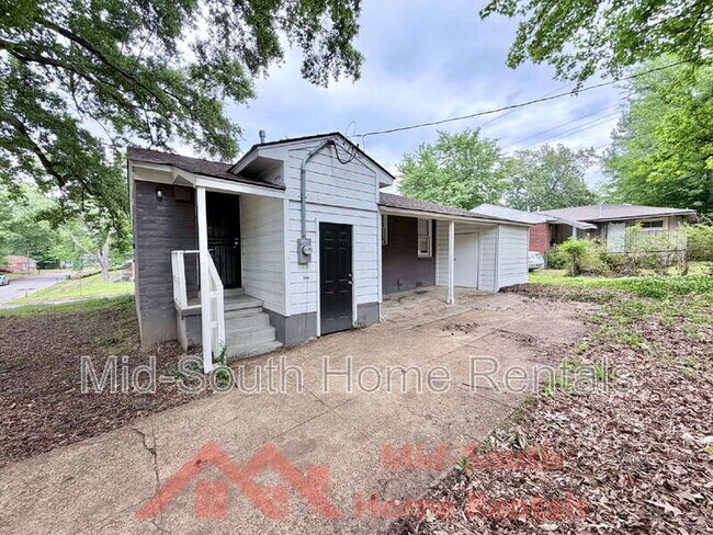 Building Photo - 2147 Pamela Dr