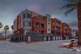Building Photo - 83 E Agate Ave