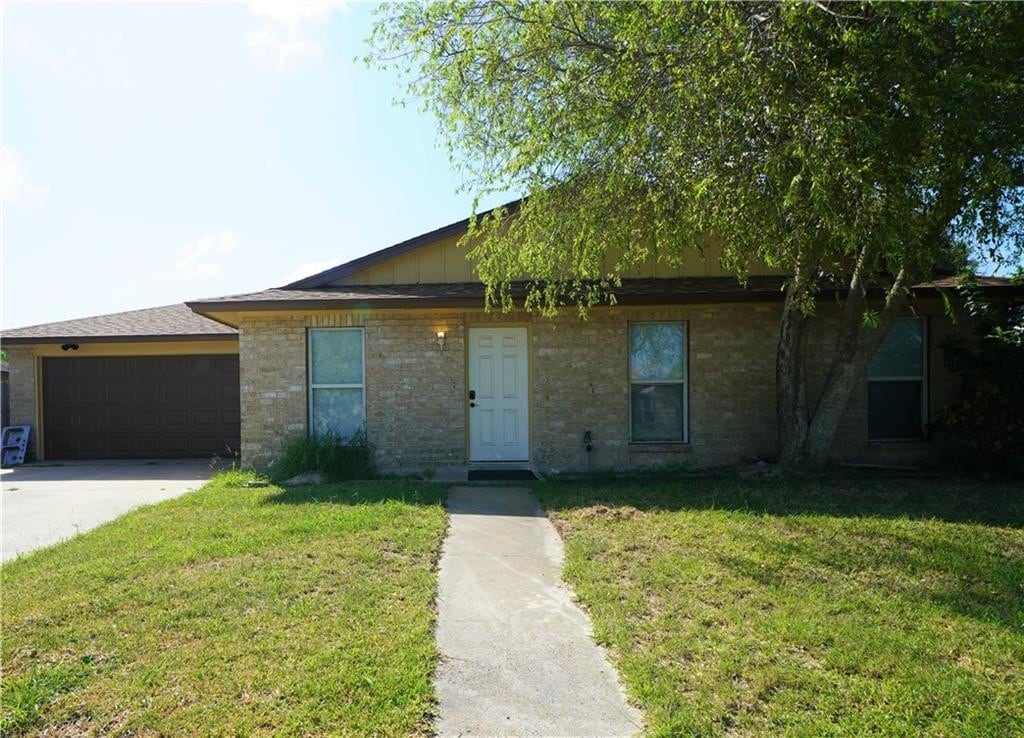 Primary Photo - 2813 Panay Dr