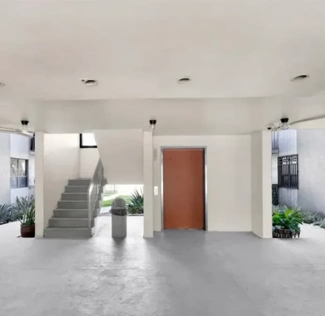Foto del edificio - 1101 SW 122nd Ave