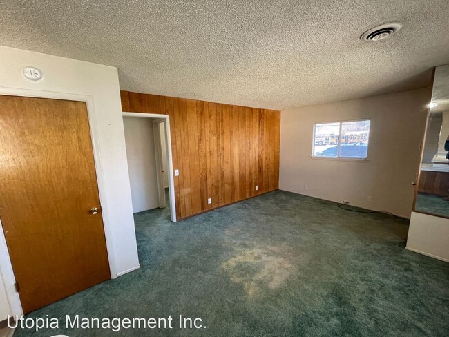 Building Photo - 2 br, 1.5 bath House - 115 Foss Street