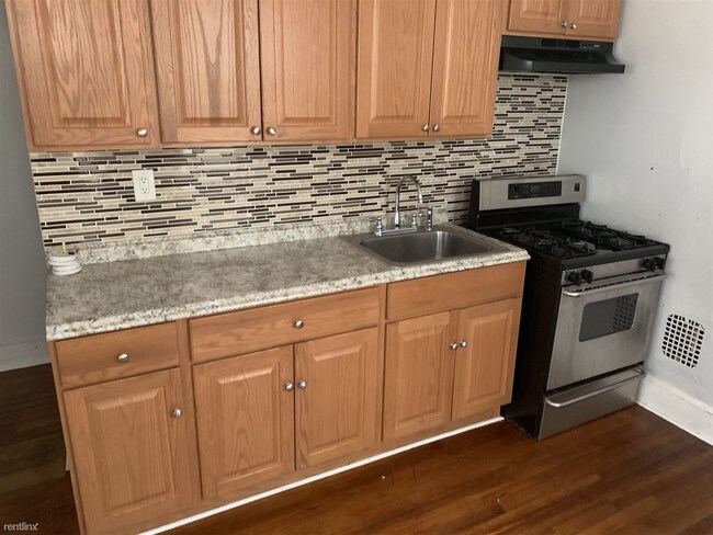 Building Photo - 2 br, 1 bath  - 188 Butler St # 1-R