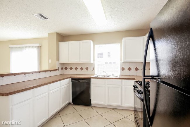 Foto del edificio - 3 br, 2.5 bath House - 926 Cattail Dr