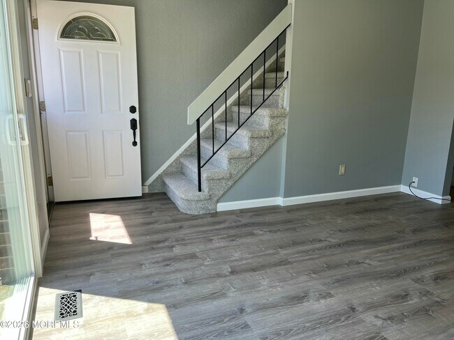 Foto del edificio - 53 Primrose Ln