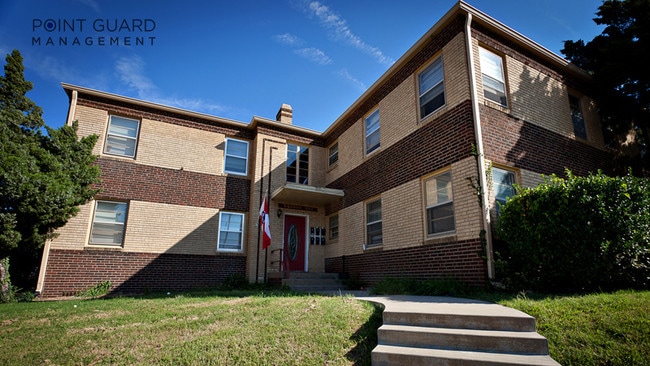 Building Photo - 3304 E Douglas Ave