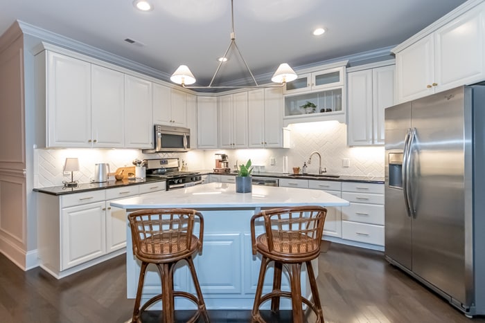 Primary Photo - Fully furnished Dilworth home available im...