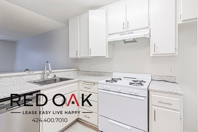 Building Photo - 3710 E Fountain St