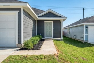 Building Photo - 346 Bull Lake Cir