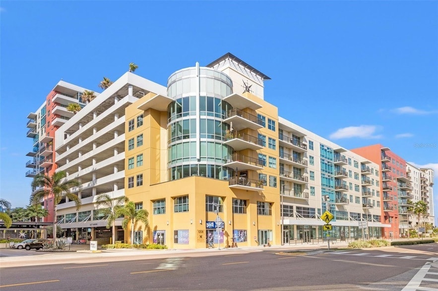 Photo - 1208 E Kennedy Boulevard Unit 1121