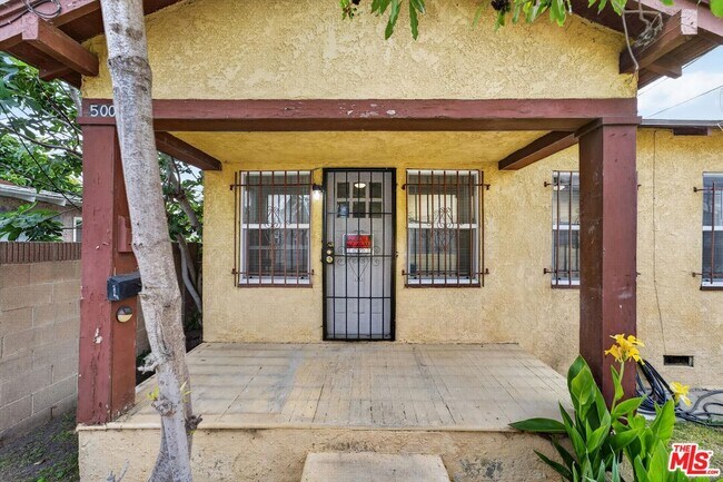 Building Photo - 5008 S Wilton Pl