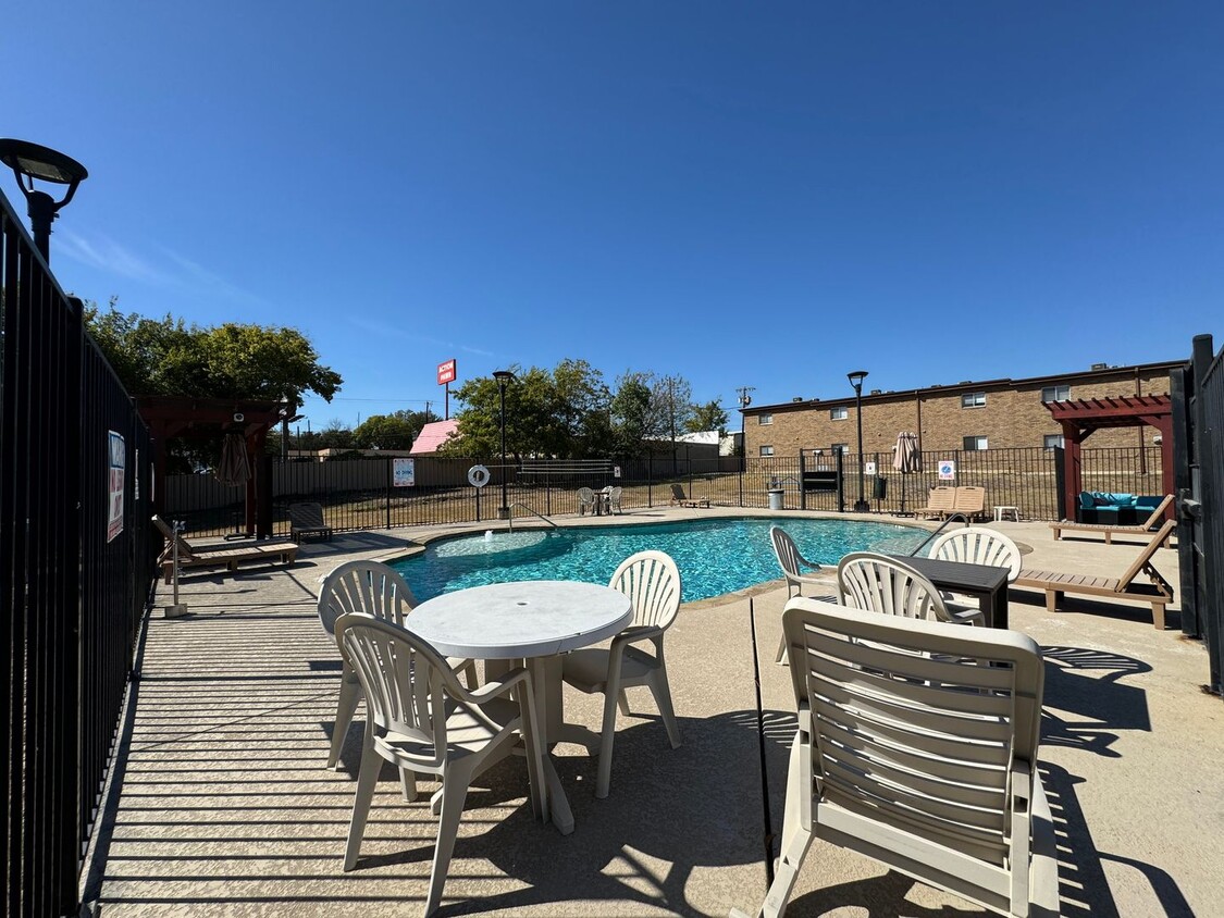 Foto principal - 1014 N Gilmer St