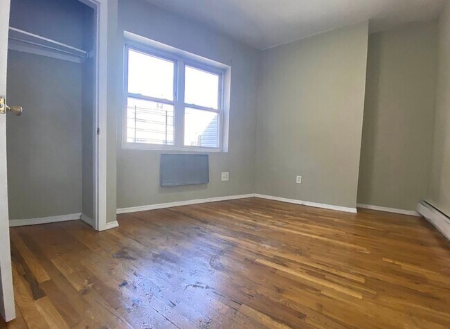 Foto del edificio - 427 Hart St