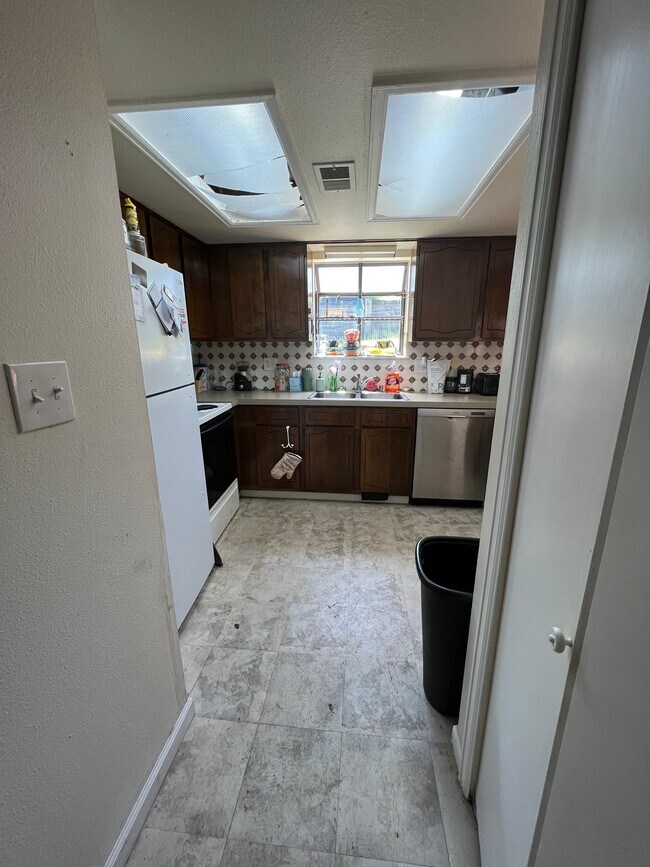 Foto del edificio - 2840 W 21st St