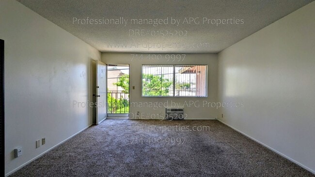 Foto del edificio - 1810 W Greenleaf Ave