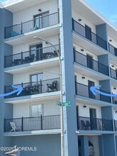 Building Photo - 51 Hiering Ave