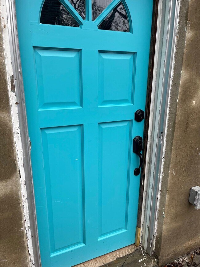 Foto del edificio - 812 Welton Ave SW