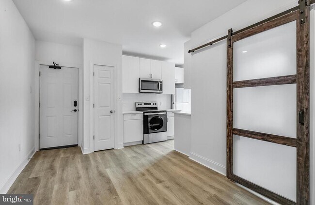 Foto del edificio - 2046 E Huntingdon St